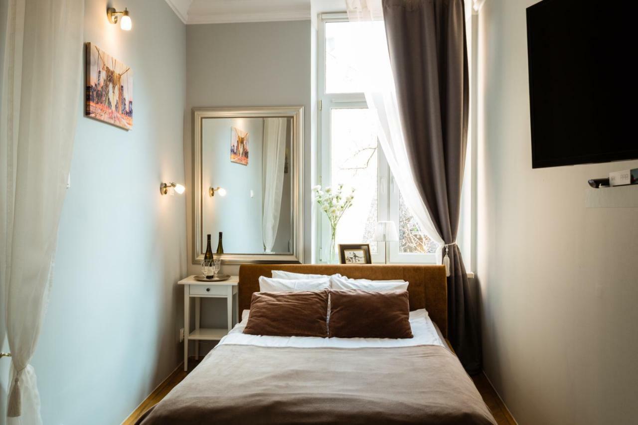 Angel House Bed & Breakfast คราคูฟ ภายนอก รูปภาพ
