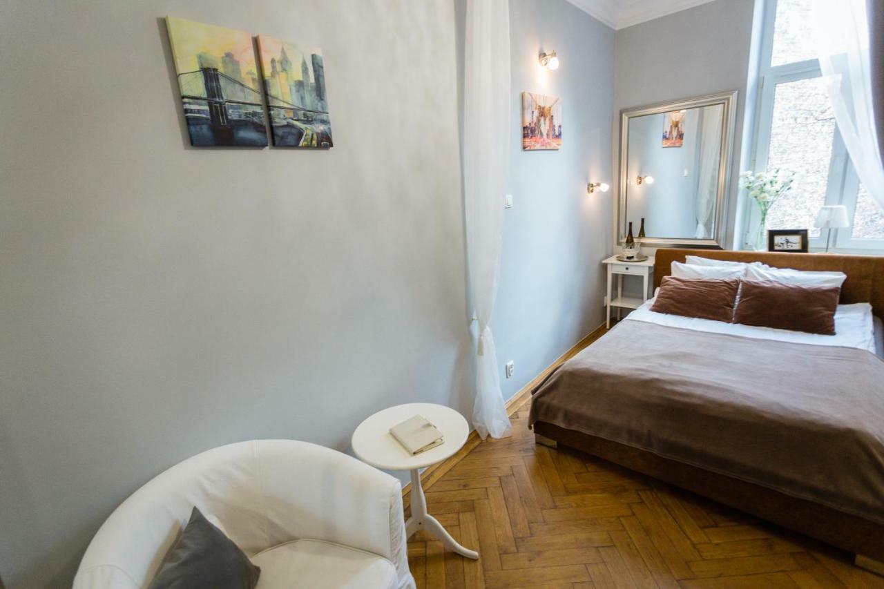 Angel House Bed & Breakfast คราคูฟ ภายนอก รูปภาพ