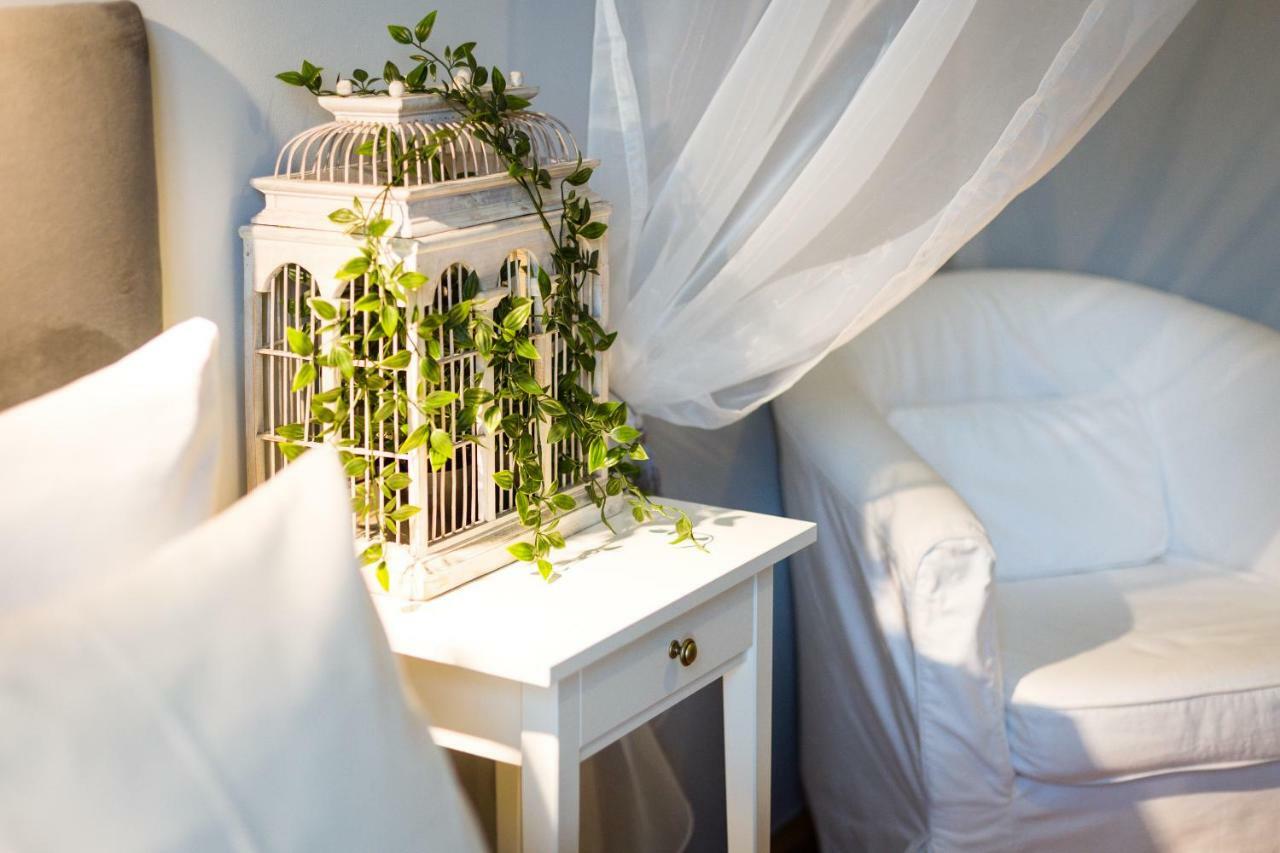 Angel House Bed & Breakfast คราคูฟ ภายนอก รูปภาพ